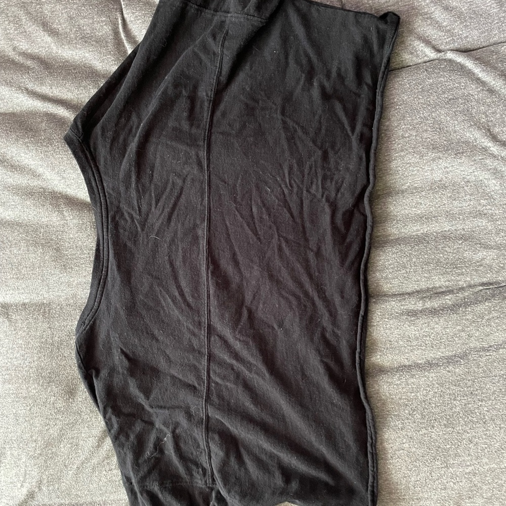 Women’s Medium, Aeropostale black cropped tee - Picture 2 of 2